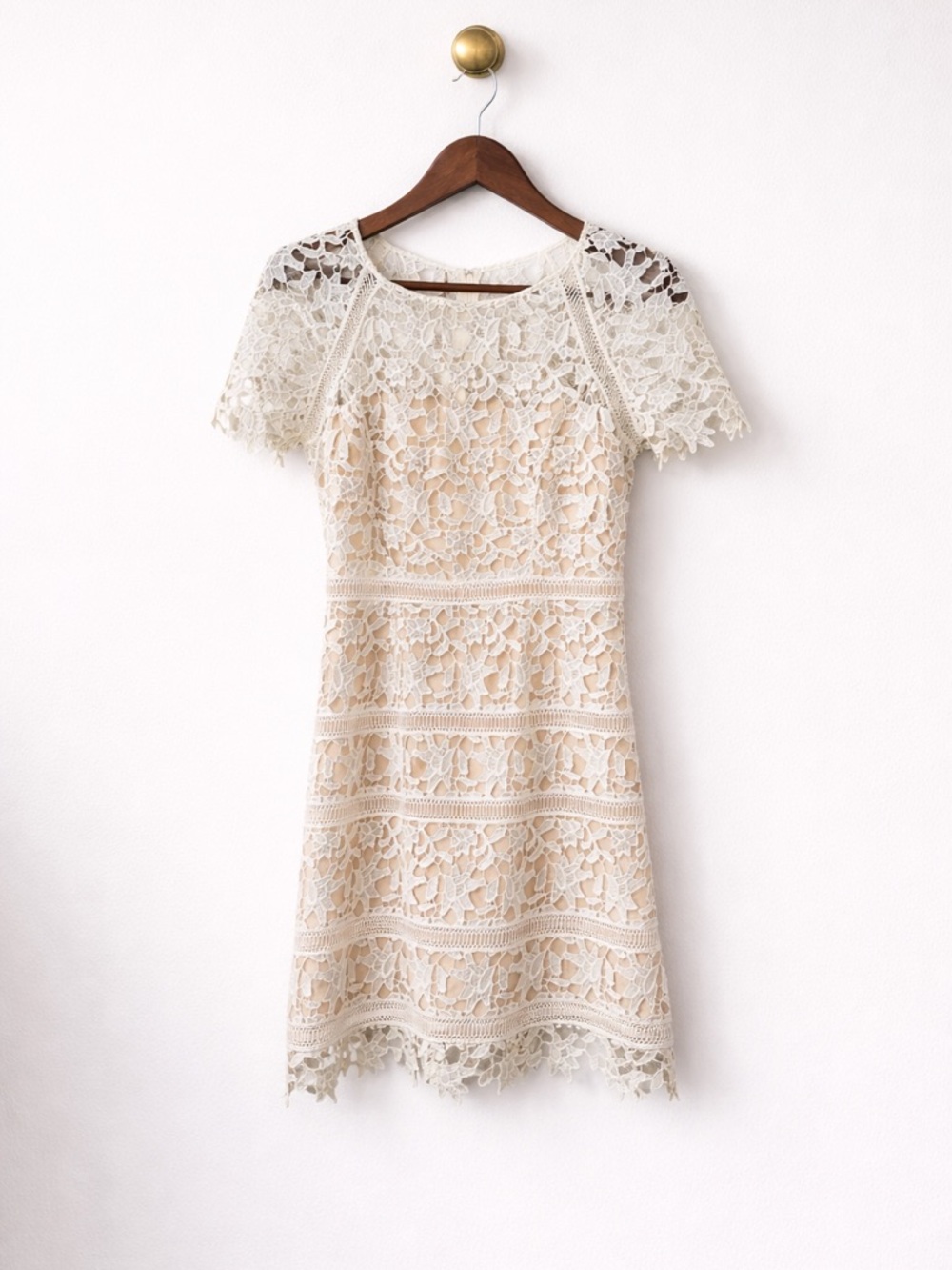 Eliza J White Lace Crochet Dress Size 8 Boho Bridal Shower Graduation Mini - Picture 1 of 5